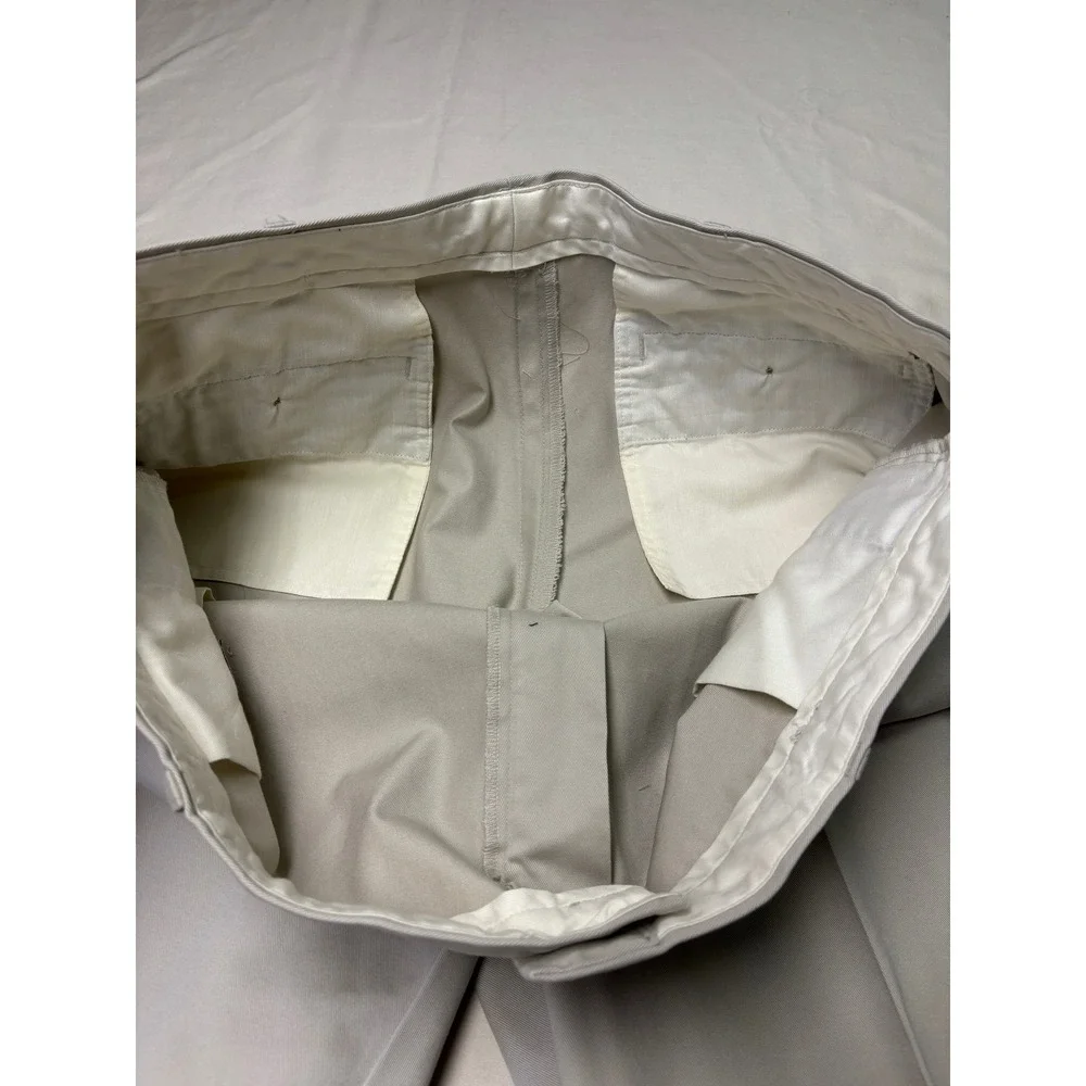 LL Bean Classic Fit Chino Pants Mens 44x28 Stone Khaki Cotton Twill‎ 212330